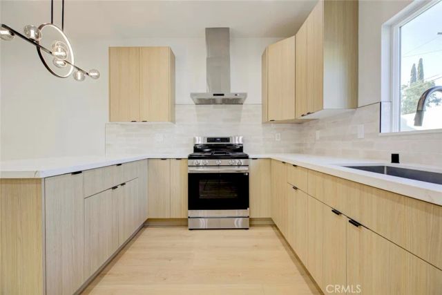 2242 N Keystone, Burbank, CA 91504