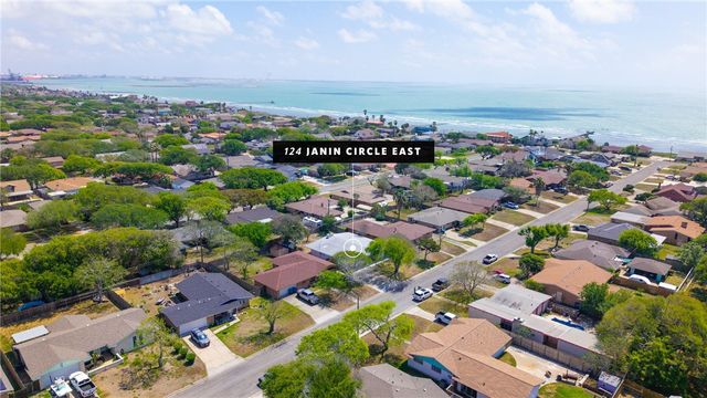 124 E Janin Circ, Portland, TX 78374