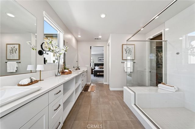 664 Athos, Lake Forest, CA 92630