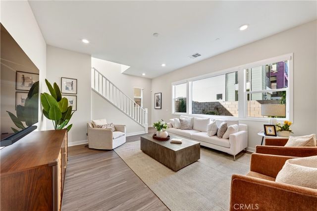 664 Athos, Lake Forest, CA 92630