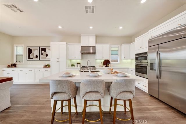 664 Athos, Lake Forest, CA 92630