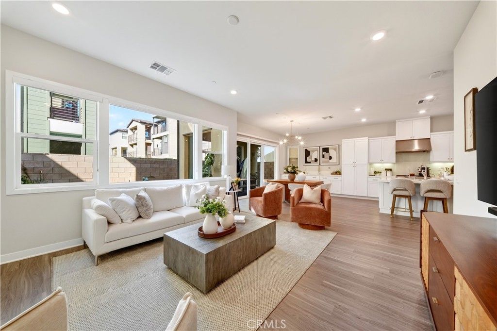 664 Athos, Lake Forest, CA 92630 — photo 2