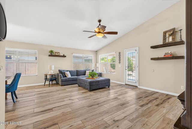 6491 W WAHALLA Lane, Glendale, AZ 85308