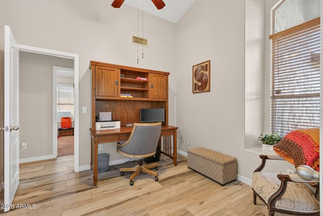 6491 W WAHALLA Lane, Glendale, AZ 85308