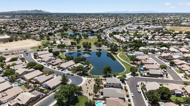 6491 W WAHALLA Lane, Glendale, AZ 85308