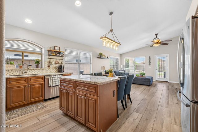 6491 W WAHALLA Lane, Glendale, AZ 85308