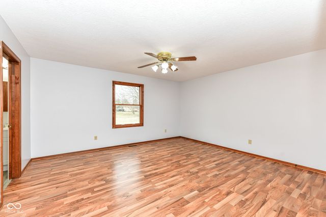 382 Pinedale Drive, Avon, IN 46123