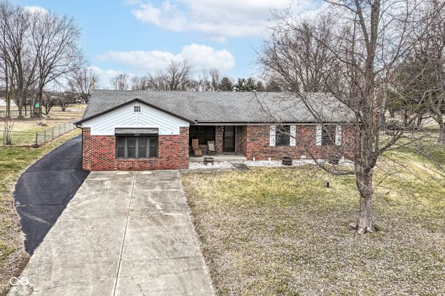 382 Pinedale Drive, Avon, IN 46123