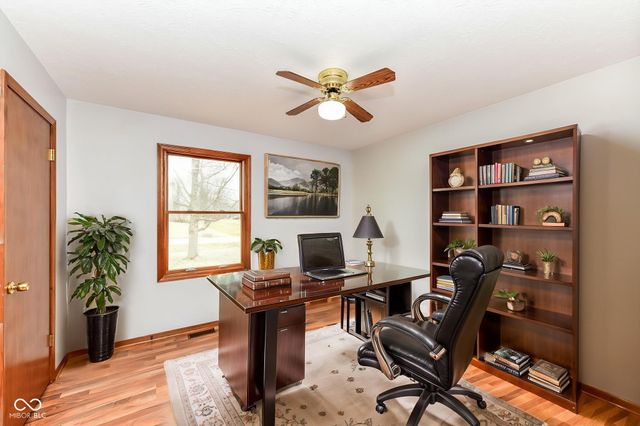 382 Pinedale Drive, Avon, IN 46123