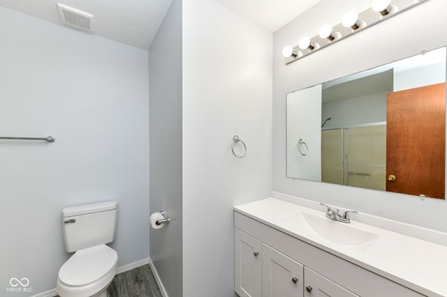 382 Pinedale Drive, Avon, IN 46123