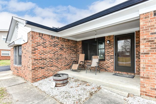 382 Pinedale Drive, Avon, IN 46123