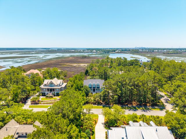 717 Bounty Square Drive, Charleston, SC 29492