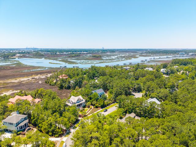 717 Bounty Square Drive, Charleston, SC 29492