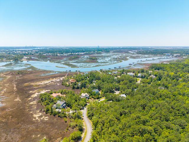 717 Bounty Square Drive, Charleston, SC 29492