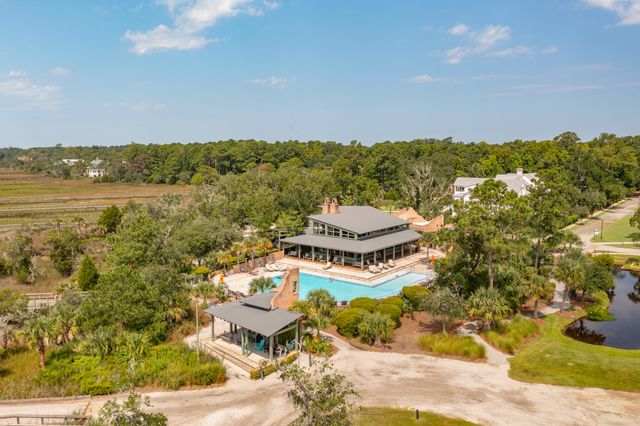 717 Bounty Square Drive, Charleston, SC 29492