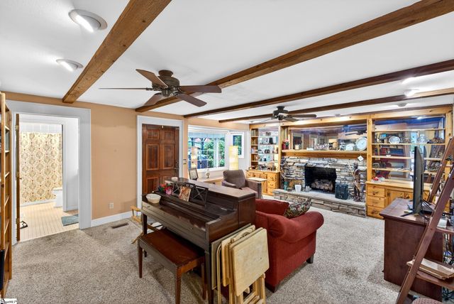 2471 Holly Springs Road, Inman, SC 29349