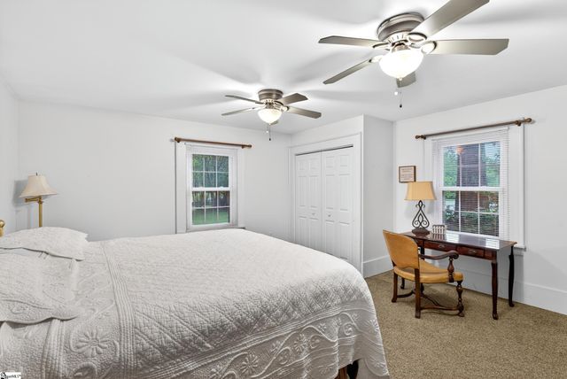 2471 Holly Springs Road, Inman, SC 29349