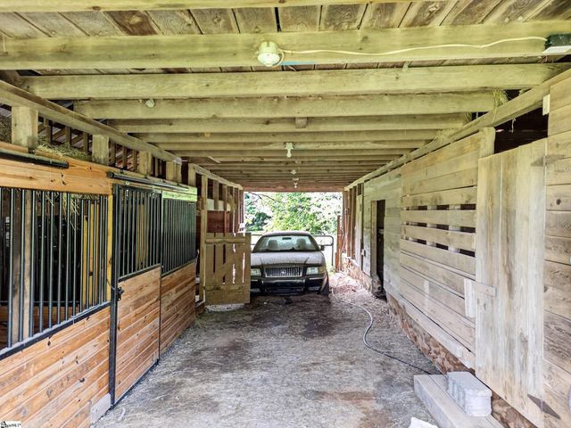 2471 Holly Springs Road, Inman, SC 29349