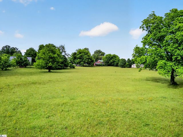 2471 Holly Springs Road, Inman, SC 29349