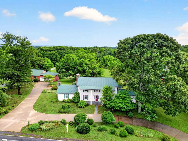 2471 Holly Springs Road, Inman, SC 29349