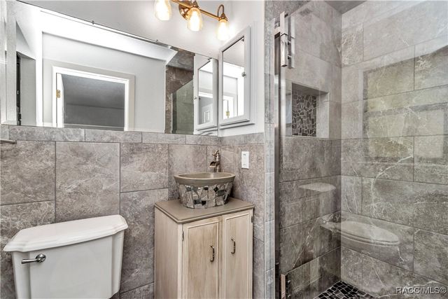 529 Hiawatha Avenue, Inverness, FL 34452