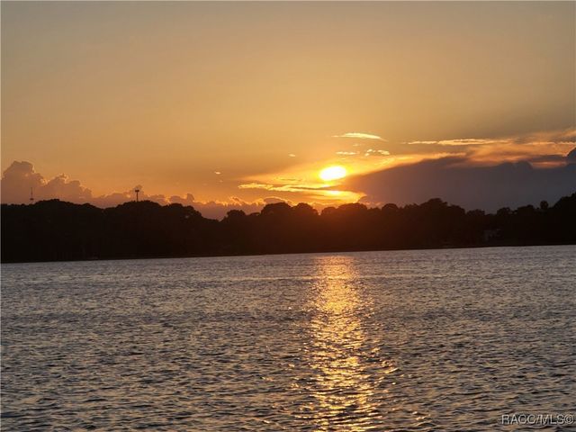 529 Hiawatha Avenue, Inverness, FL 34452