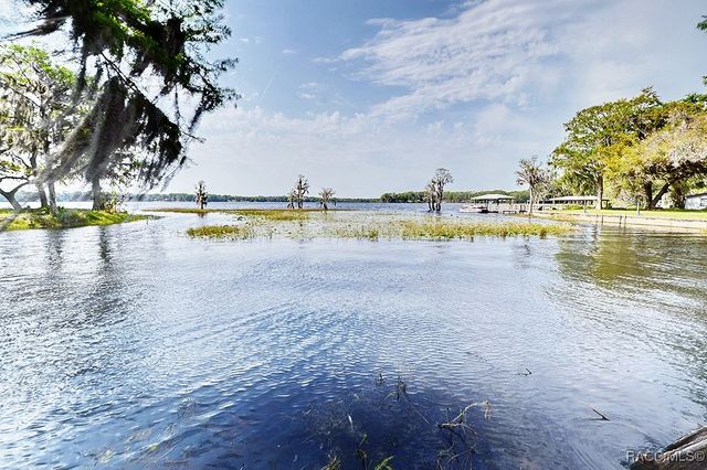 529 Hiawatha Avenue, Inverness, FL 34452