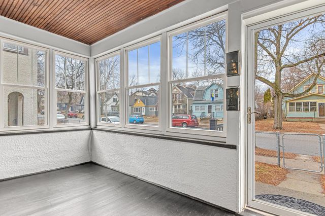 4323 Wentworth Avenue, Minneapolis, MN 55409