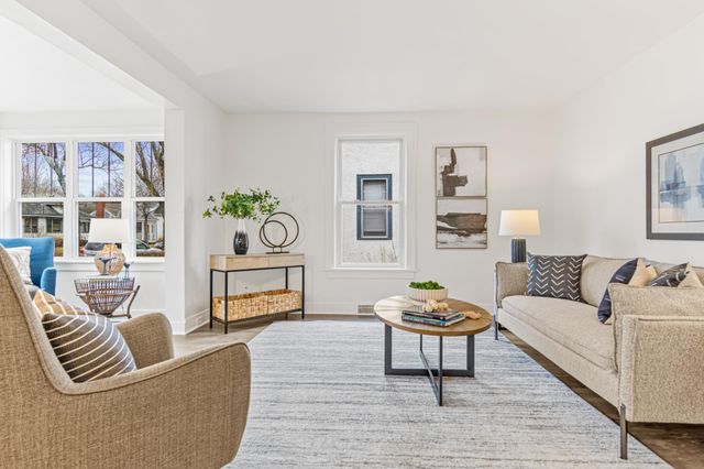 4323 Wentworth Avenue, Minneapolis, MN 55409