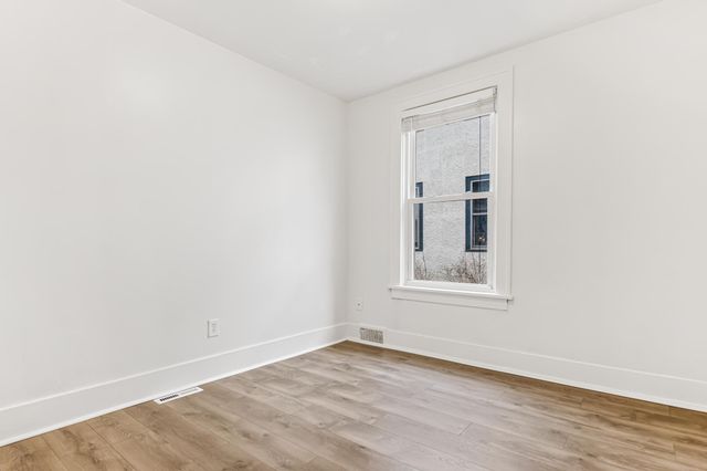 4323 Wentworth Avenue, Minneapolis, MN 55409