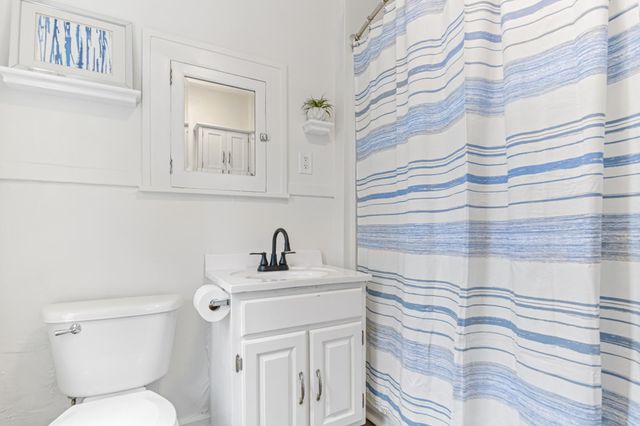 4323 Wentworth Avenue, Minneapolis, MN 55409