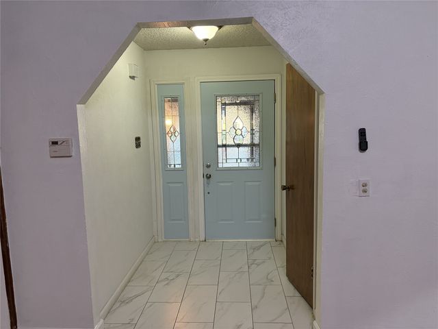 3002 Barrington Place, Arlington, TX 76014