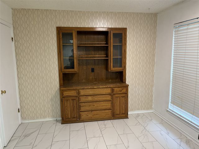 3002 Barrington Place, Arlington, TX 76014