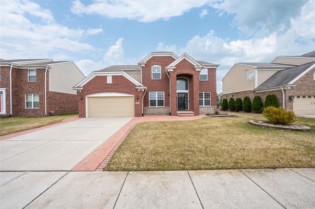 49184 Gracechurch Road, Macomb Township, MI 48044