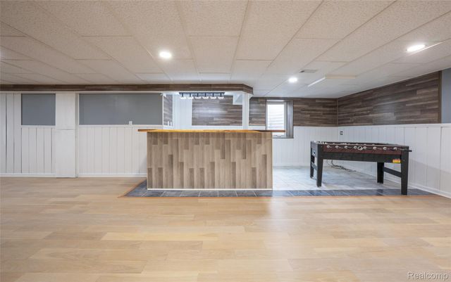 49184 Gracechurch Road, Macomb Township, MI 48044