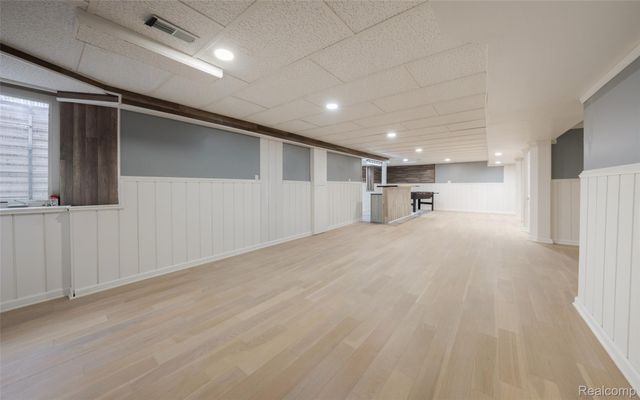 49184 Gracechurch Road, Macomb Township, MI 48044