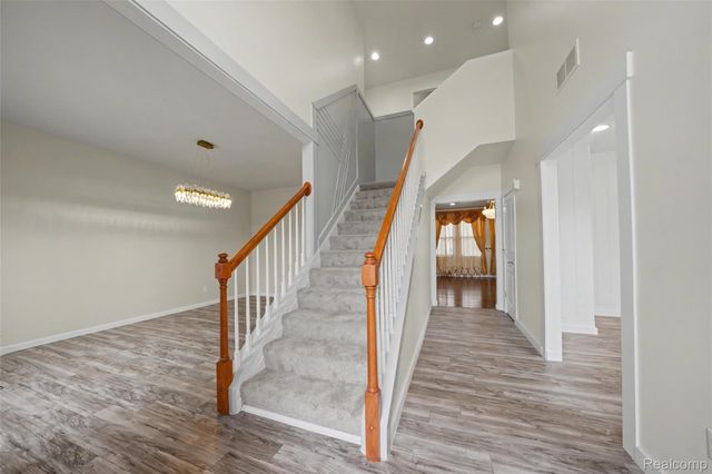 49184 Gracechurch Road, Macomb Township, MI 48044