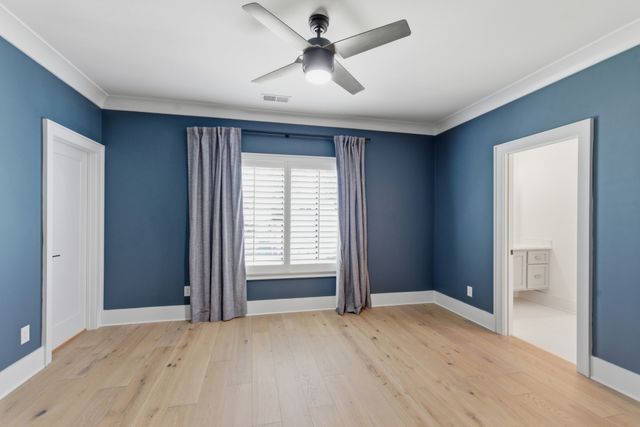 864 Battery Ln, Nashville, TN 37220