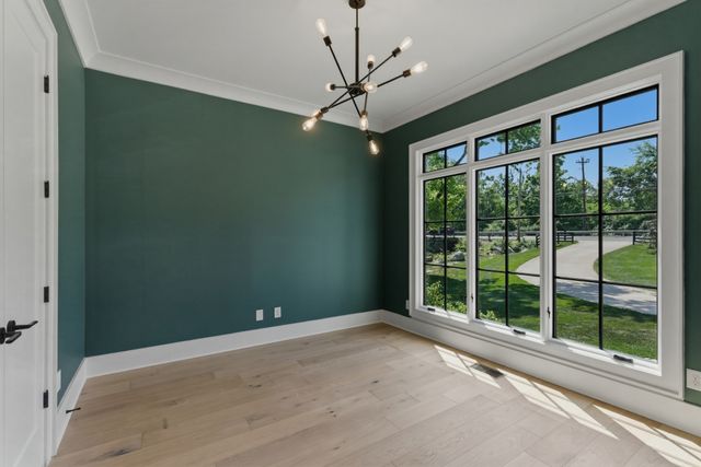 864 Battery Ln, Nashville, TN 37220