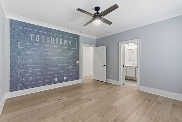 864 Battery Ln, Nashville, TN 37220