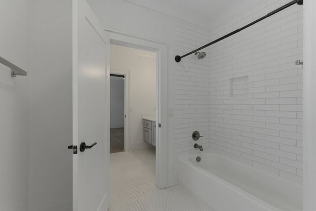 864 Battery Ln, Nashville, TN 37220