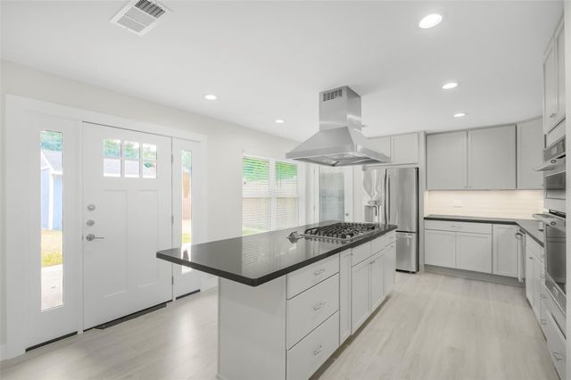 1710 Willowby Drive, Houston, TX 77008