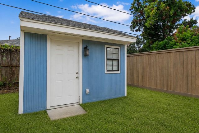 1710 Willowby Drive, Houston, TX 77008