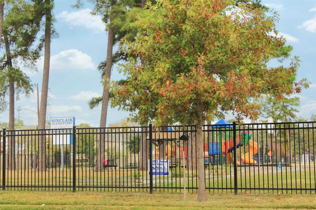 1710 Willowby Drive, Houston, TX 77008