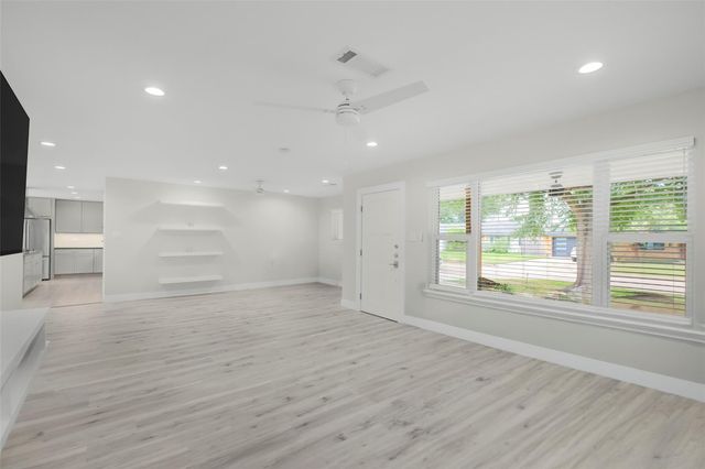 1710 Willowby Drive, Houston, TX 77008