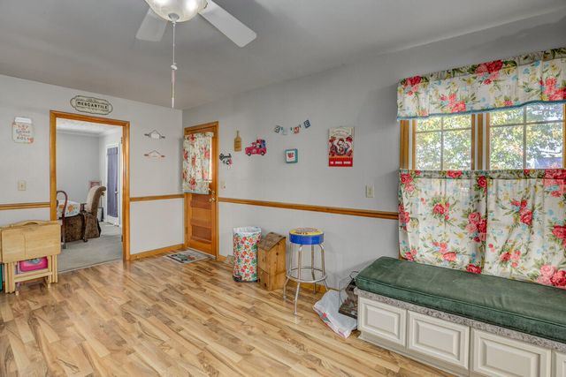 711 Maple Avenue, Falmouth, KY 41040