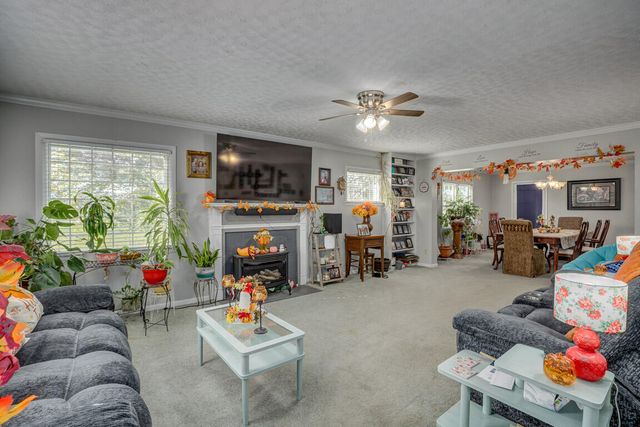 711 Maple Avenue, Falmouth, KY 41040