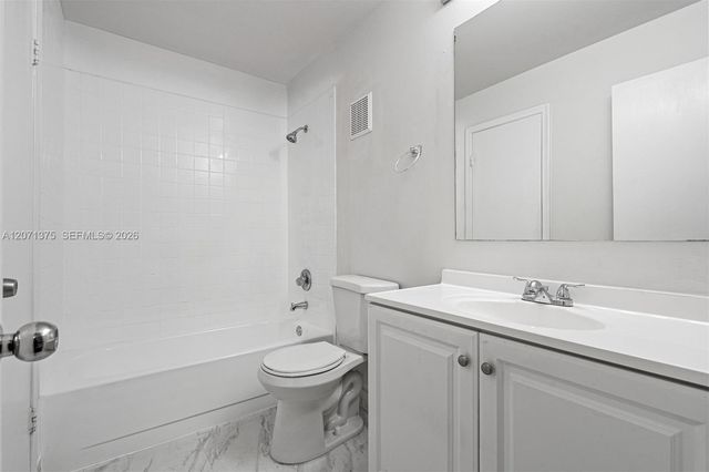 319 NW 109th Avenue 3B, Miami, FL 33172