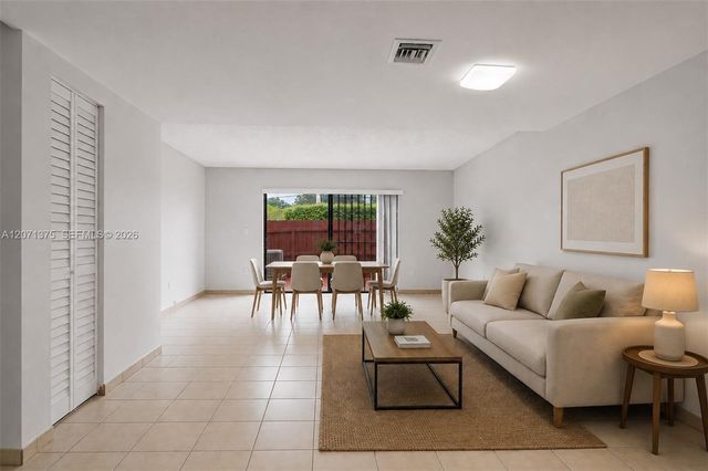 319 NW 109th Avenue 3B, Miami, FL 33172