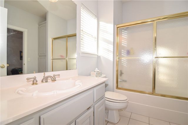 2716 W Centennial Drive, Rogers, AR 72758